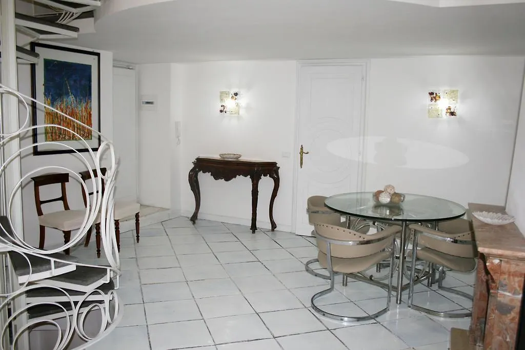Foro Romano Apartments A-1